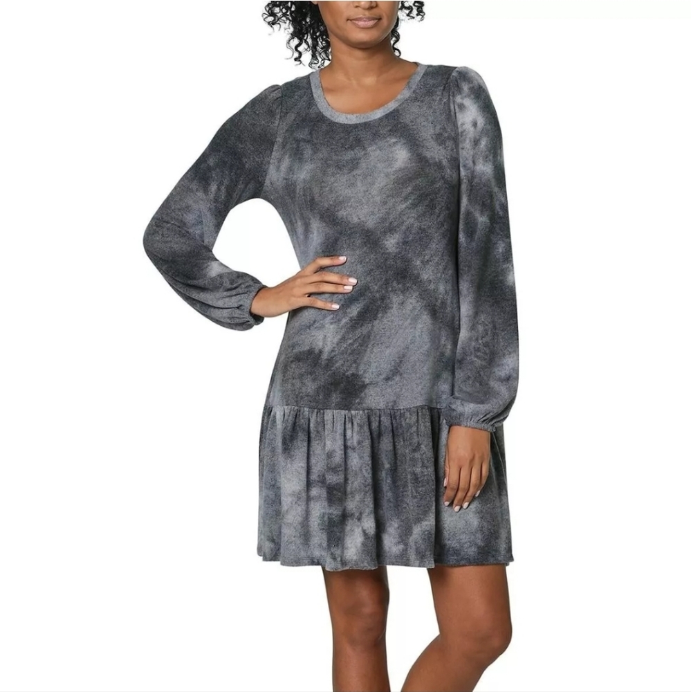 Ultra Flirt Gray Long Sleeve Tiered Dress
